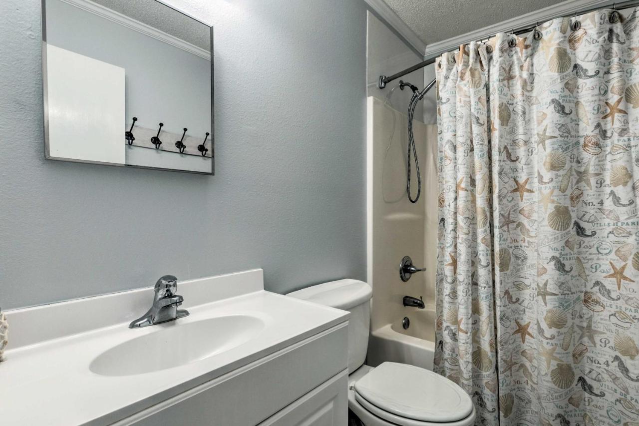 Downtown Gulf Shores Condo - 1 Block To Beach! Eksteriør bilde